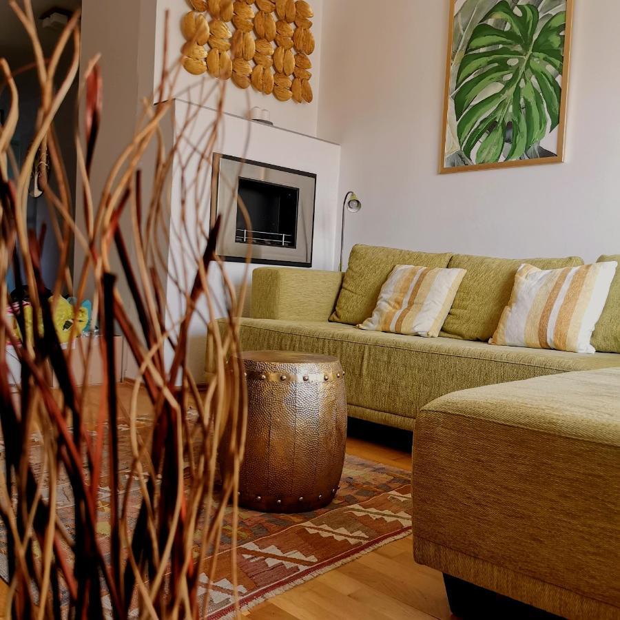 Cozyhome Retro Apartment Bratislava Luaran gambar